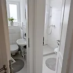 Moebliertes 3-zimmer Mit Balkon