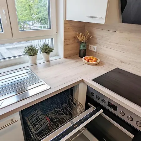 Moebliertes 3-zimmer Mit Balkon Apartment Sindelfingen