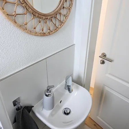 Daire Moebliertes 3-zimmer Mit Balkon *