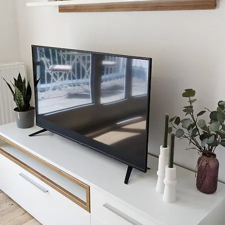 Moebliertes 3-zimmer Mit Balkon Daire Sindelfingen