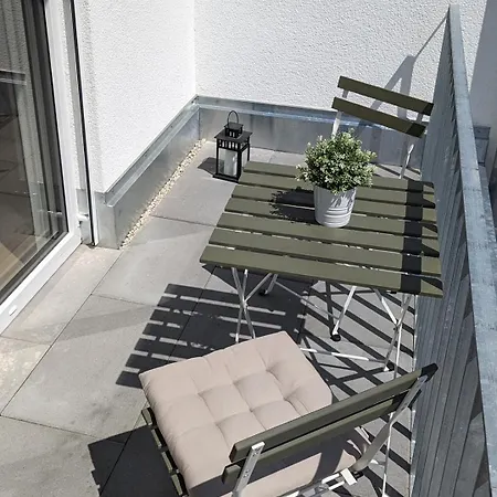 Apartment Moebliertes 3-zimmer Mit Balkon Sindelfingen